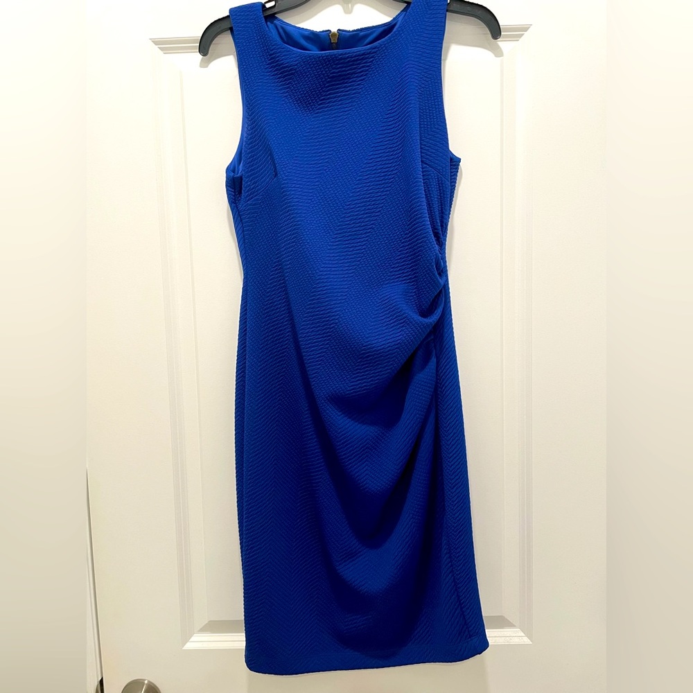 Bisou Bisou blue knee length dress. Size 6.